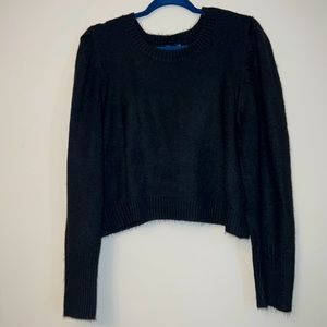 Beautiful Puff Sleeve Crop Sweater. 💓